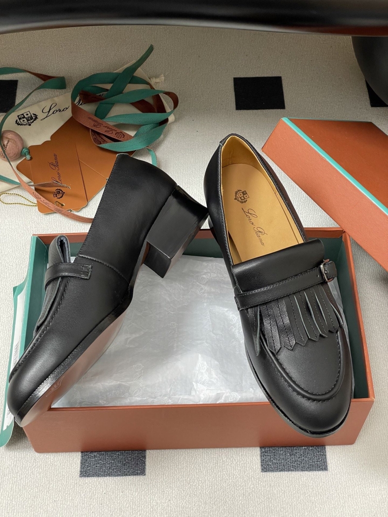 L0r0 P1ana loafers